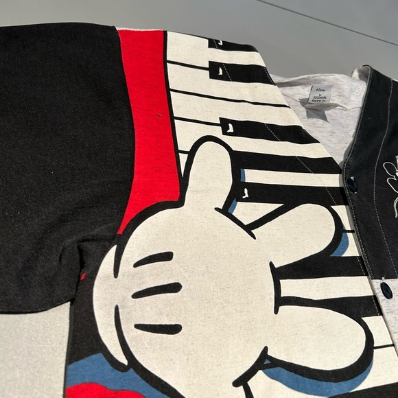 Mickey & Co Super Rare Disney Must Have Iconic Button Down - Picture 16 of 16